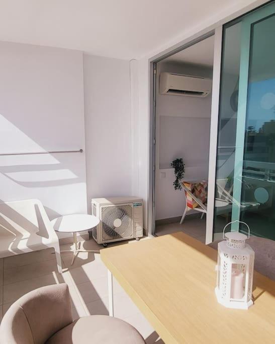 Sea Views Playa Del Ingles Beach Lovers 2 Apartment San Bartolomé Exterior foto